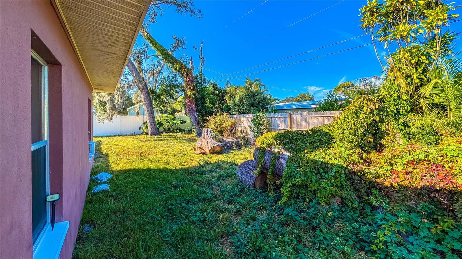 1590 PEACEFUL LN N — photo 23