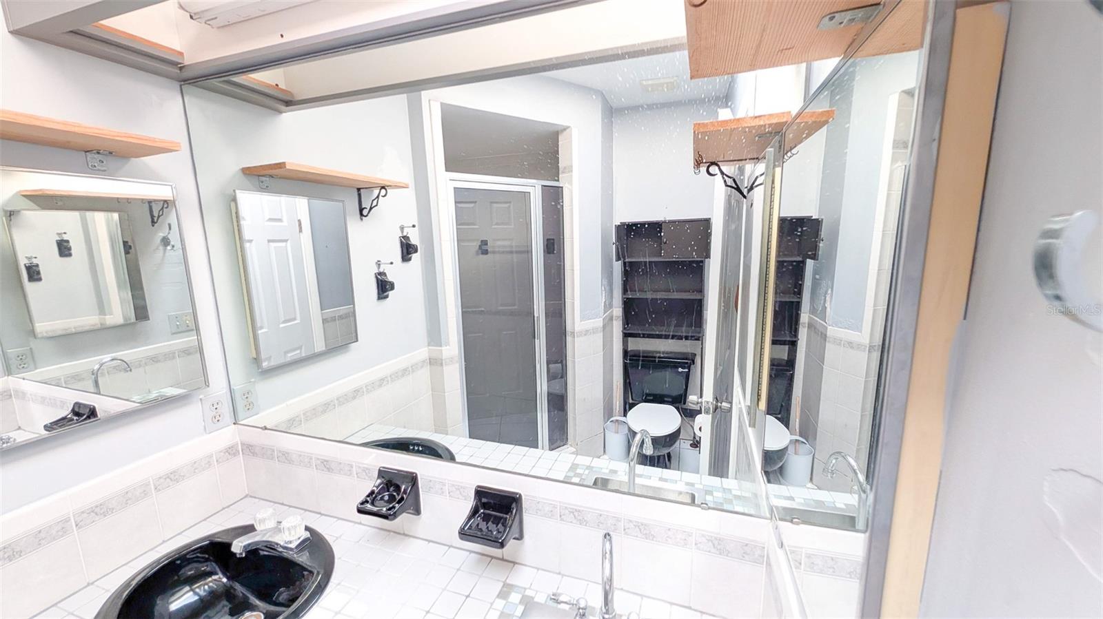 1590 PEACEFUL LN N — photo 13