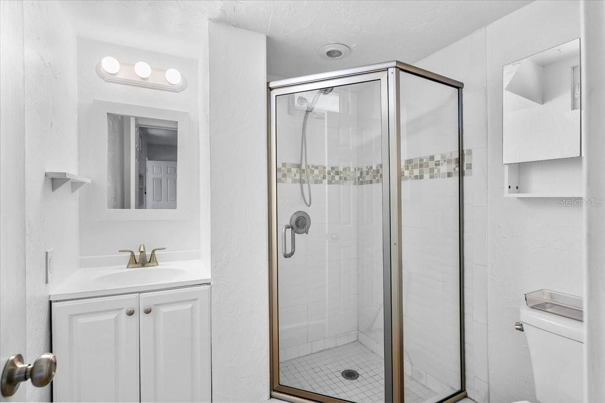 7147 LAGO ST — photo 22