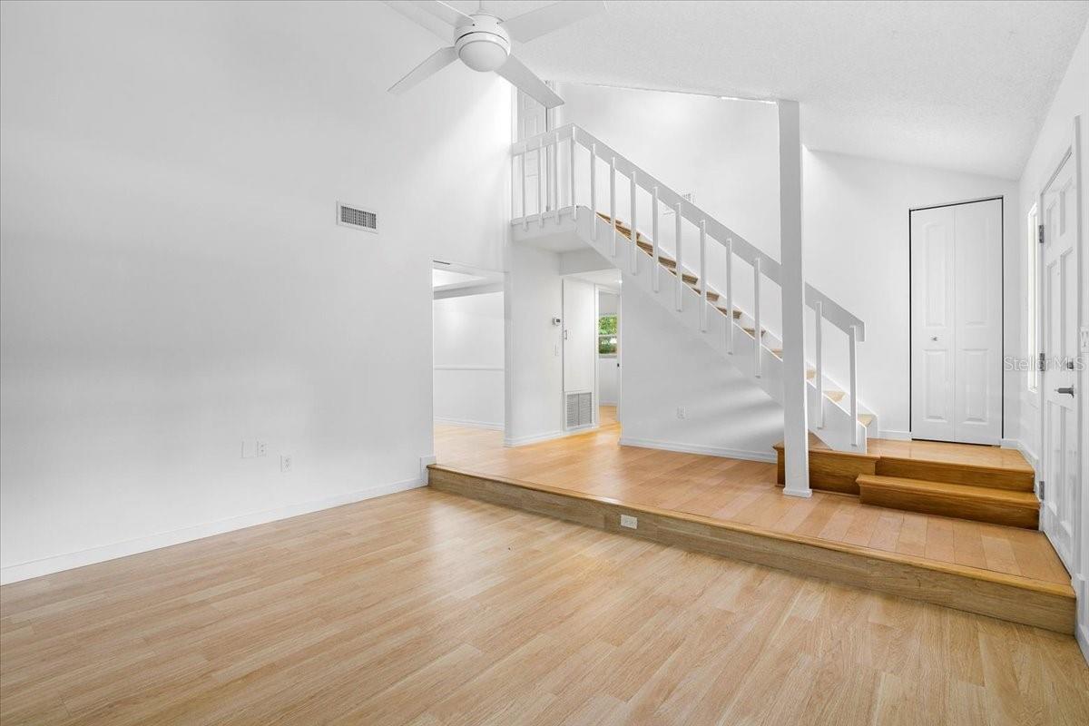 7147 LAGO ST — photo 5