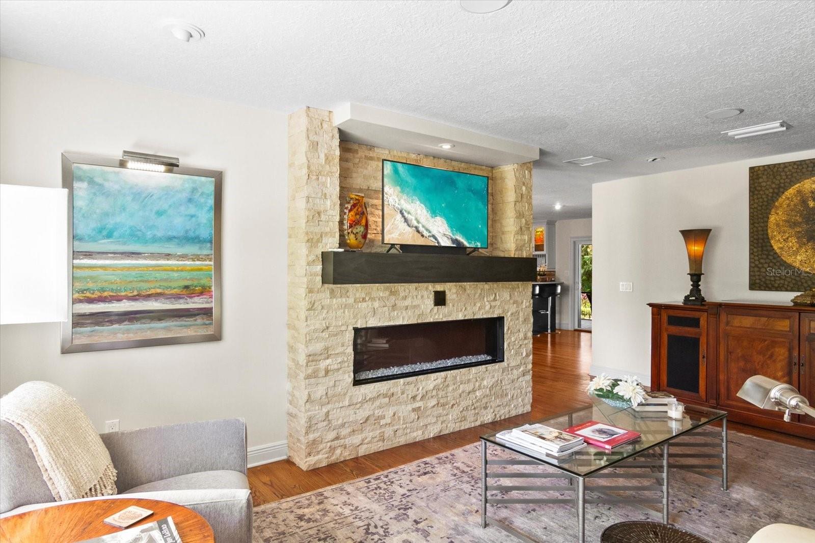 1538 S ORANGE AVE — photo 4