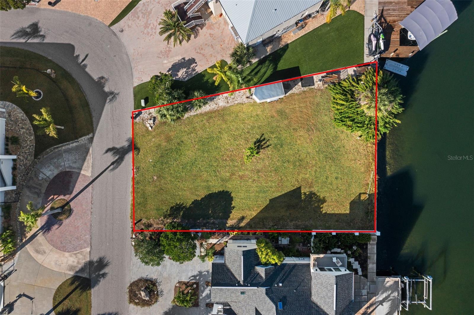 5889 BEVERLY DR — photo 6