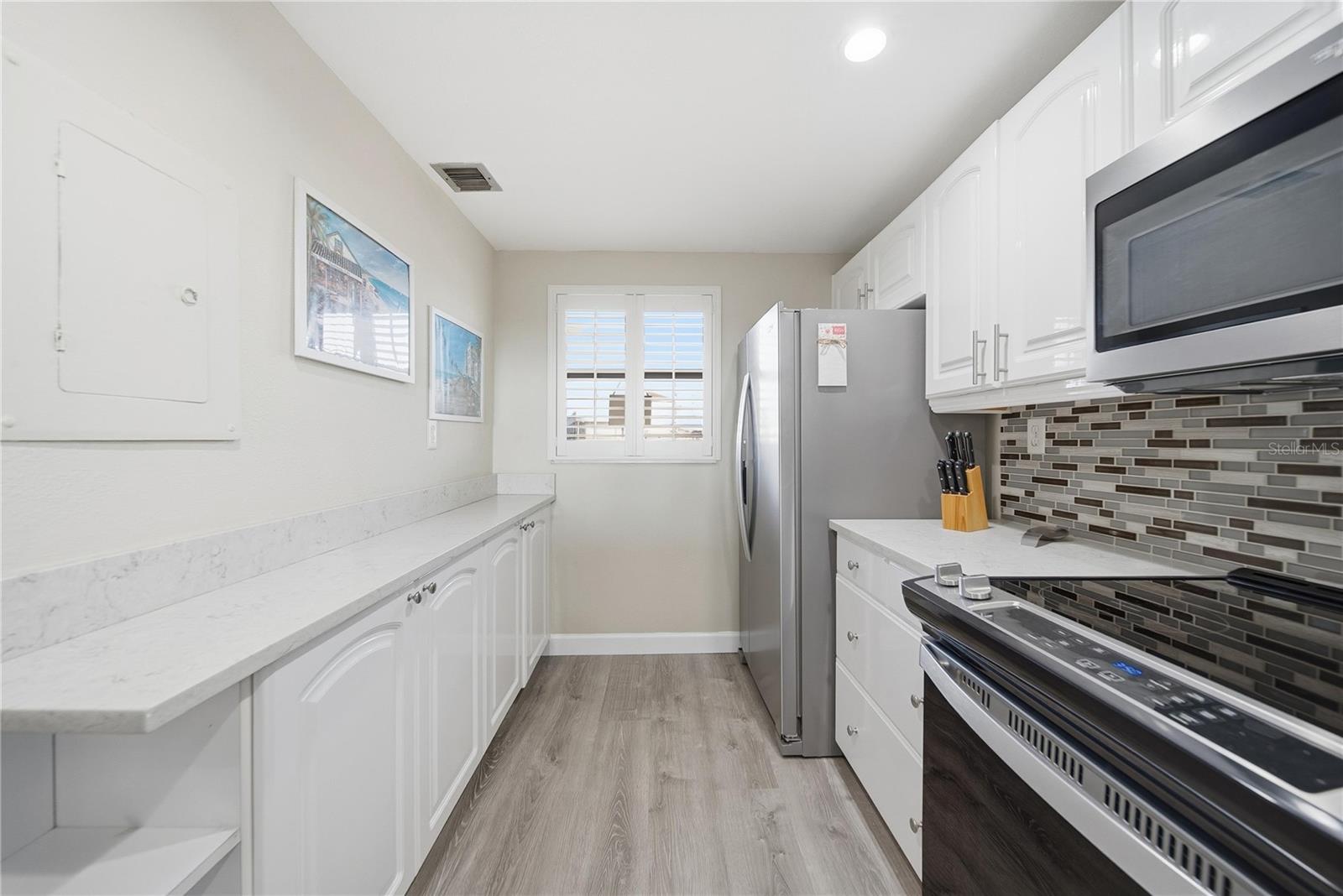 17580 GULF BLVD #302 — photo 15
