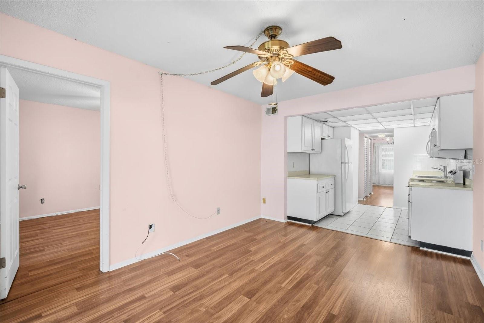 4910 BAY ST NE #105 — photo 11