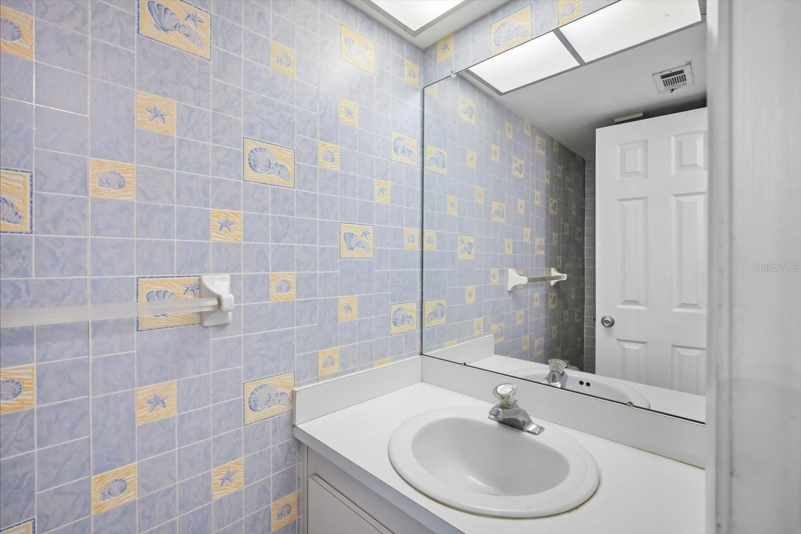 4910 BAY ST NE #105 — photo 6