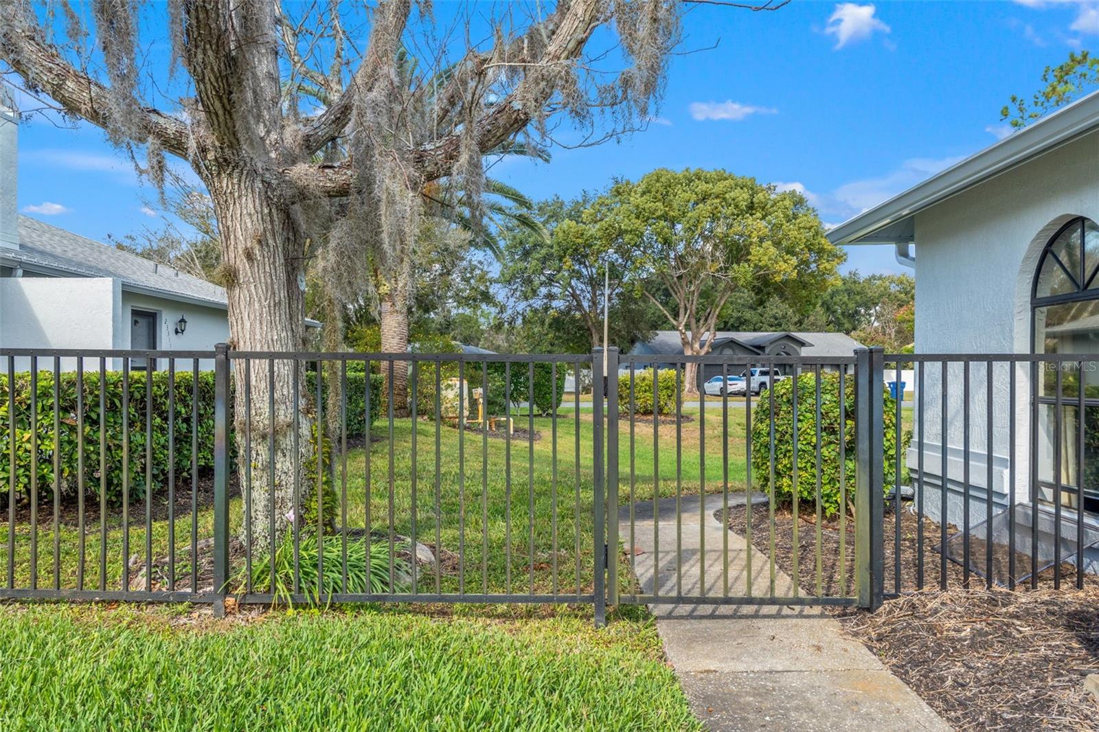 23315 CLUB VILLAS DR — photo 10