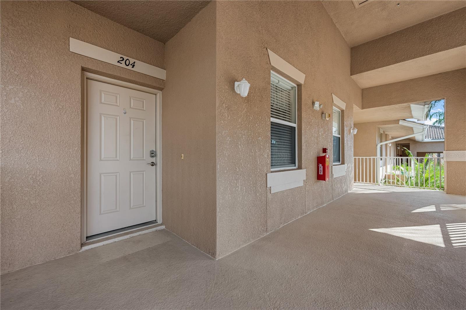 915 FAIRWAYCOVE LN #204 — photo 35