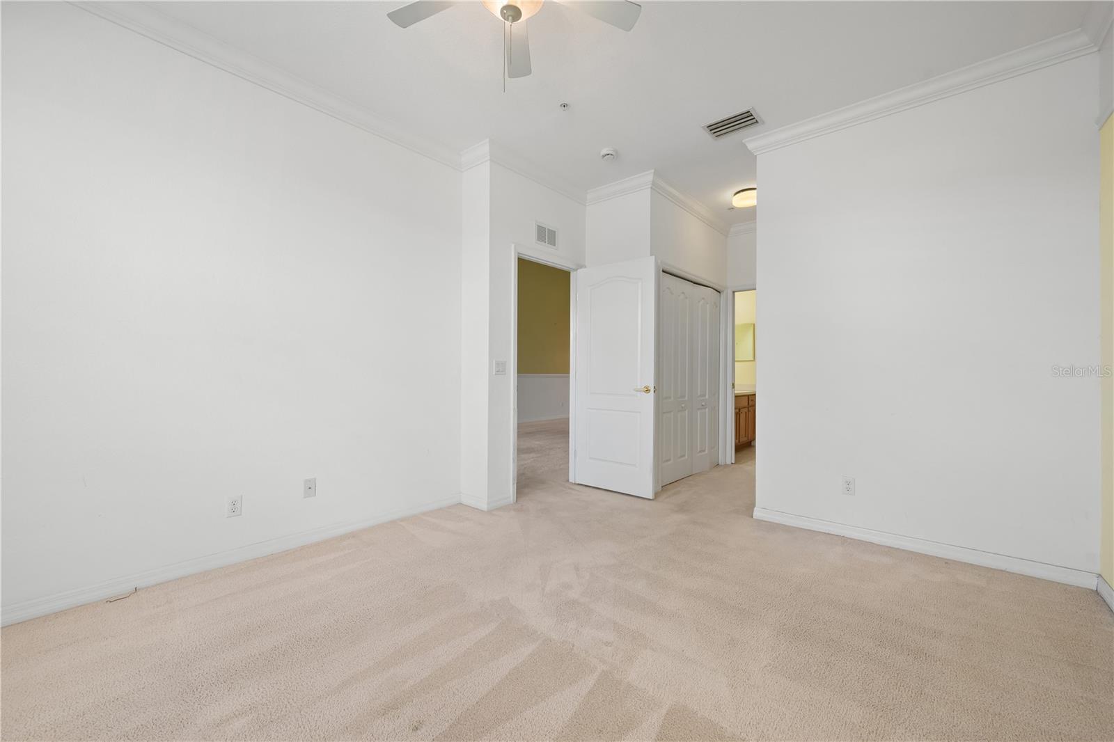 915 FAIRWAYCOVE LN #204 — photo 22