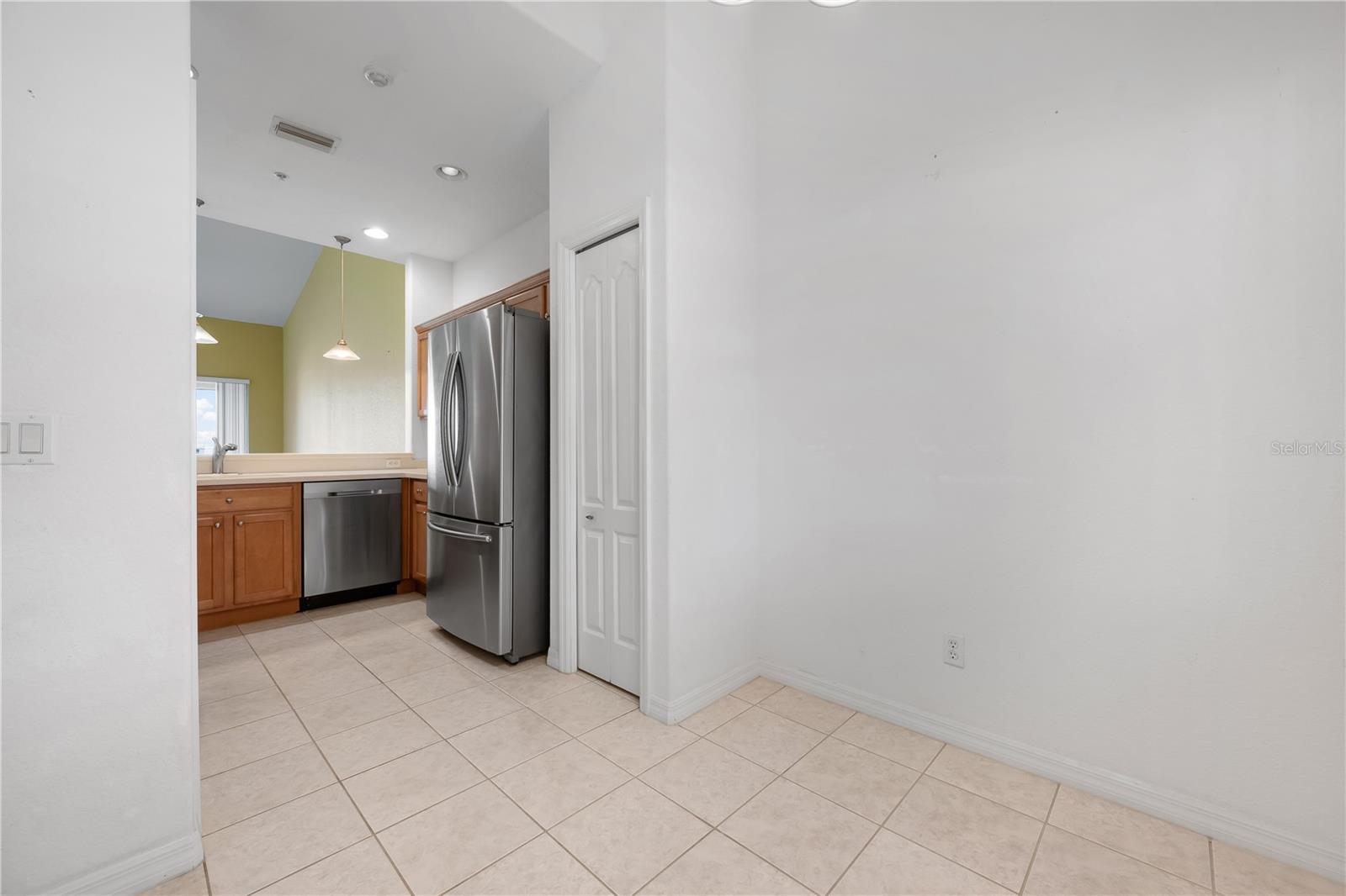 915 FAIRWAYCOVE LN #204 — photo 19