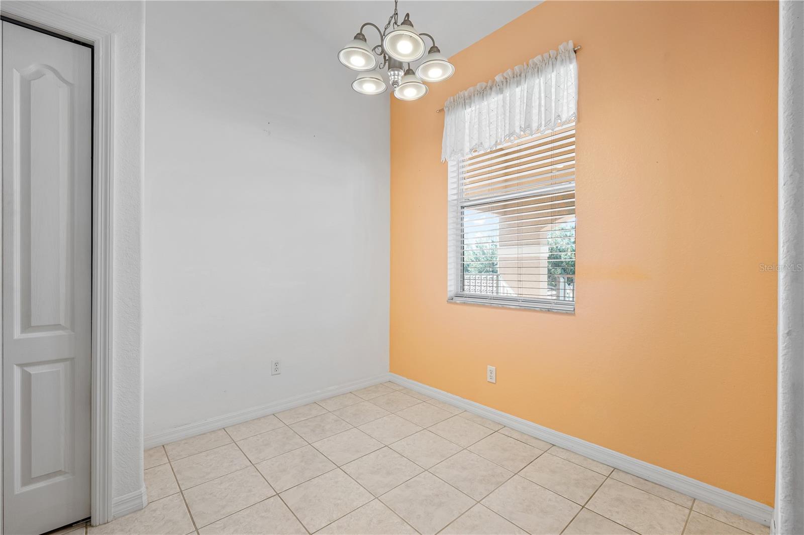 915 FAIRWAYCOVE LN #204 — photo 13
