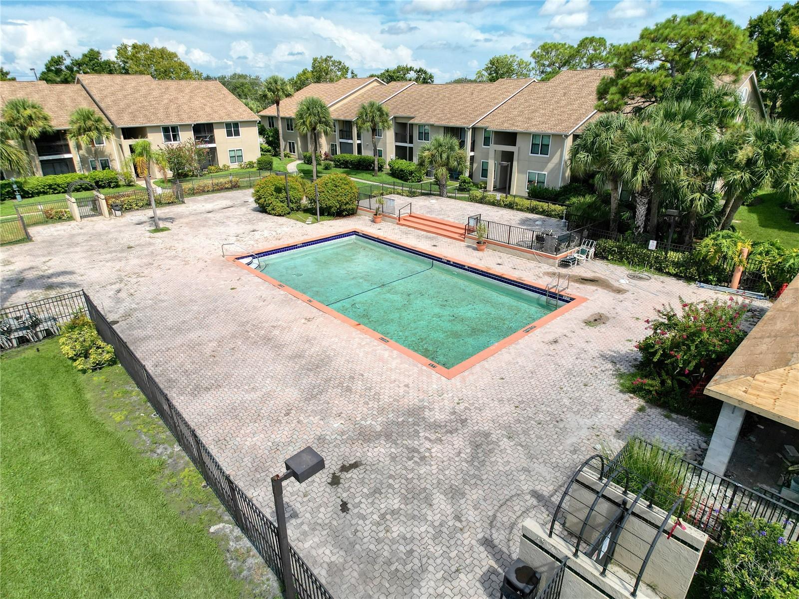 4057 N CROCKERS LAKE BLVD #23 — photo 38