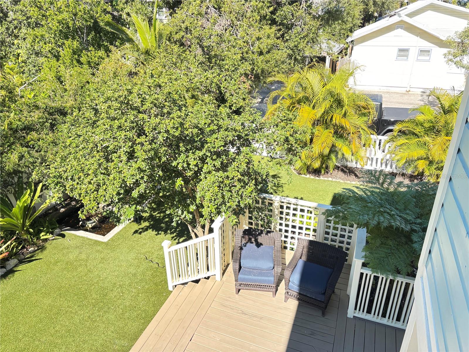 324 JULIA PL — photo 41