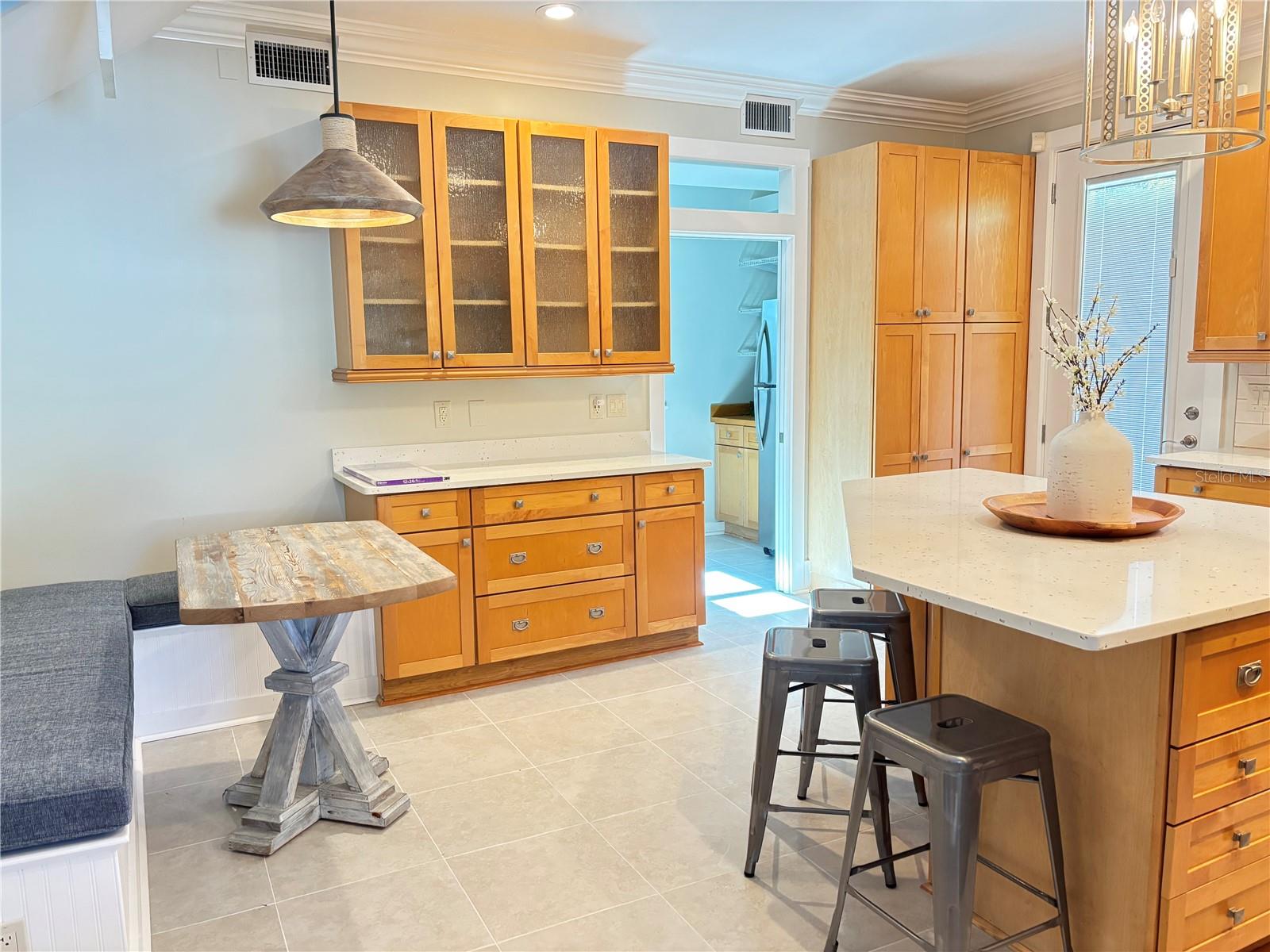 324 JULIA PL — photo 15