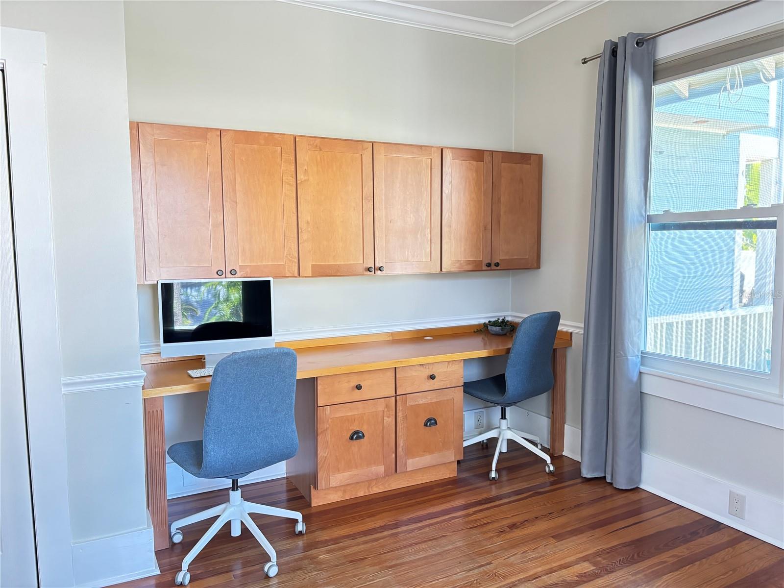 324 JULIA PL — photo 47