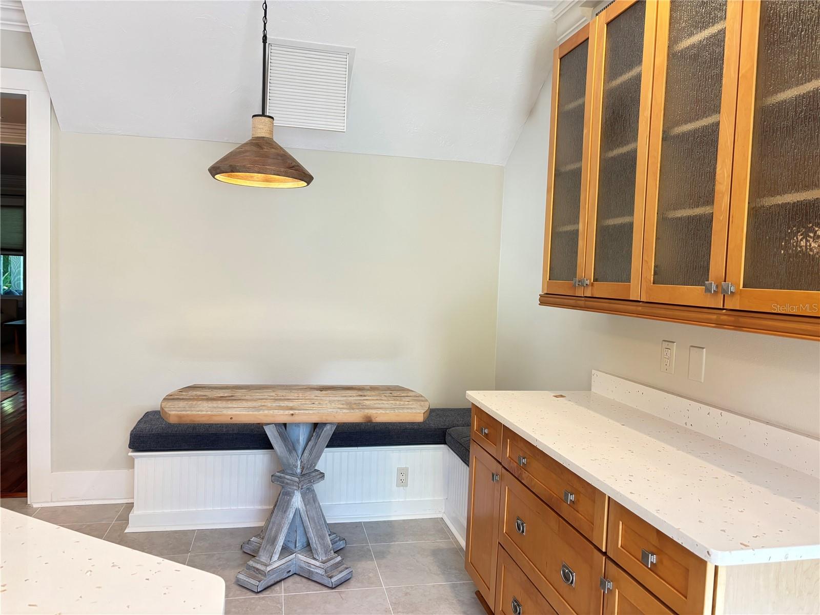 324 JULIA PL — photo 20