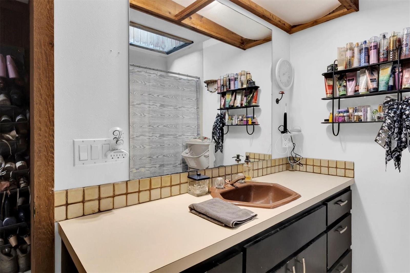 1797 RAINBOW BLVD — photo 19