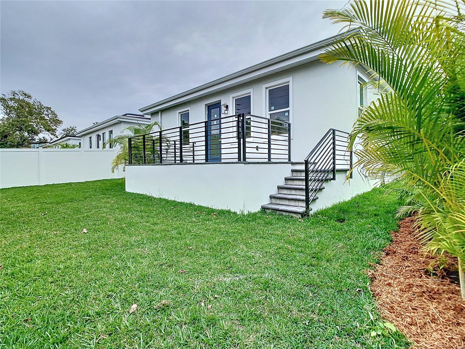 2345 BAHIA VISTA ST — photo 7