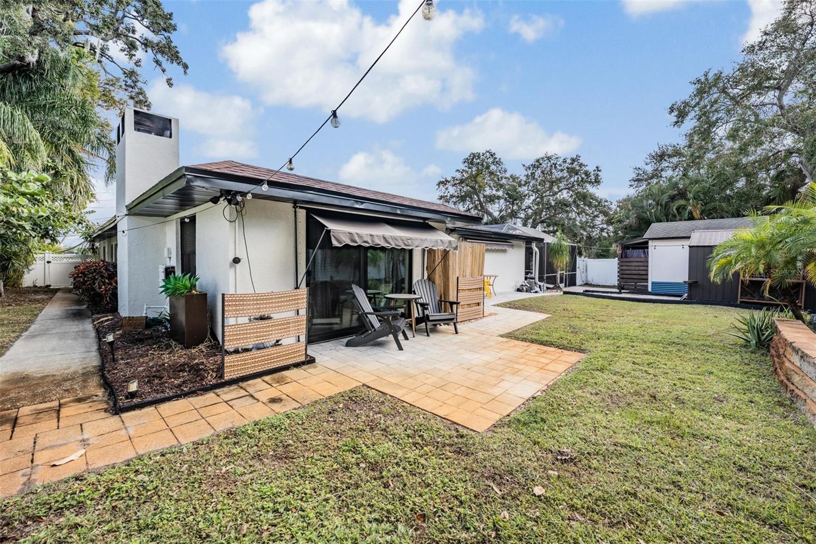 302 WHITCOMB BLVD — photo 42