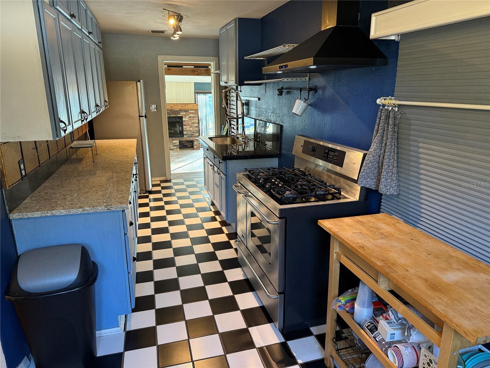 12510 FOREST HILLS DR — photo 35
