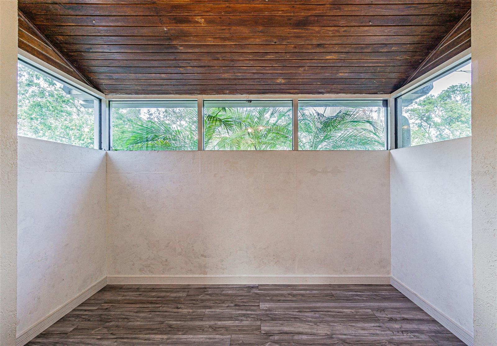 12510 FOREST HILLS DR — photo 32