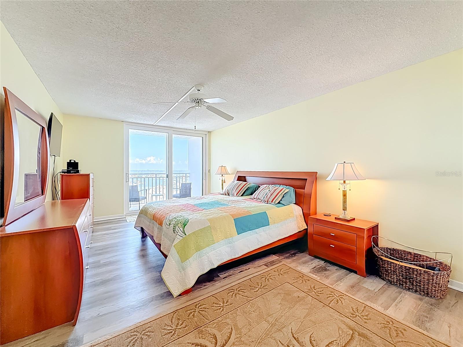 17408 GULF BLVD #1302 — photo 46