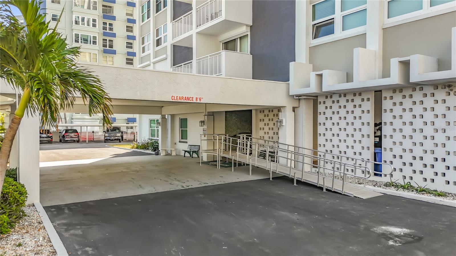 17408 GULF BLVD #1302 — photo 13