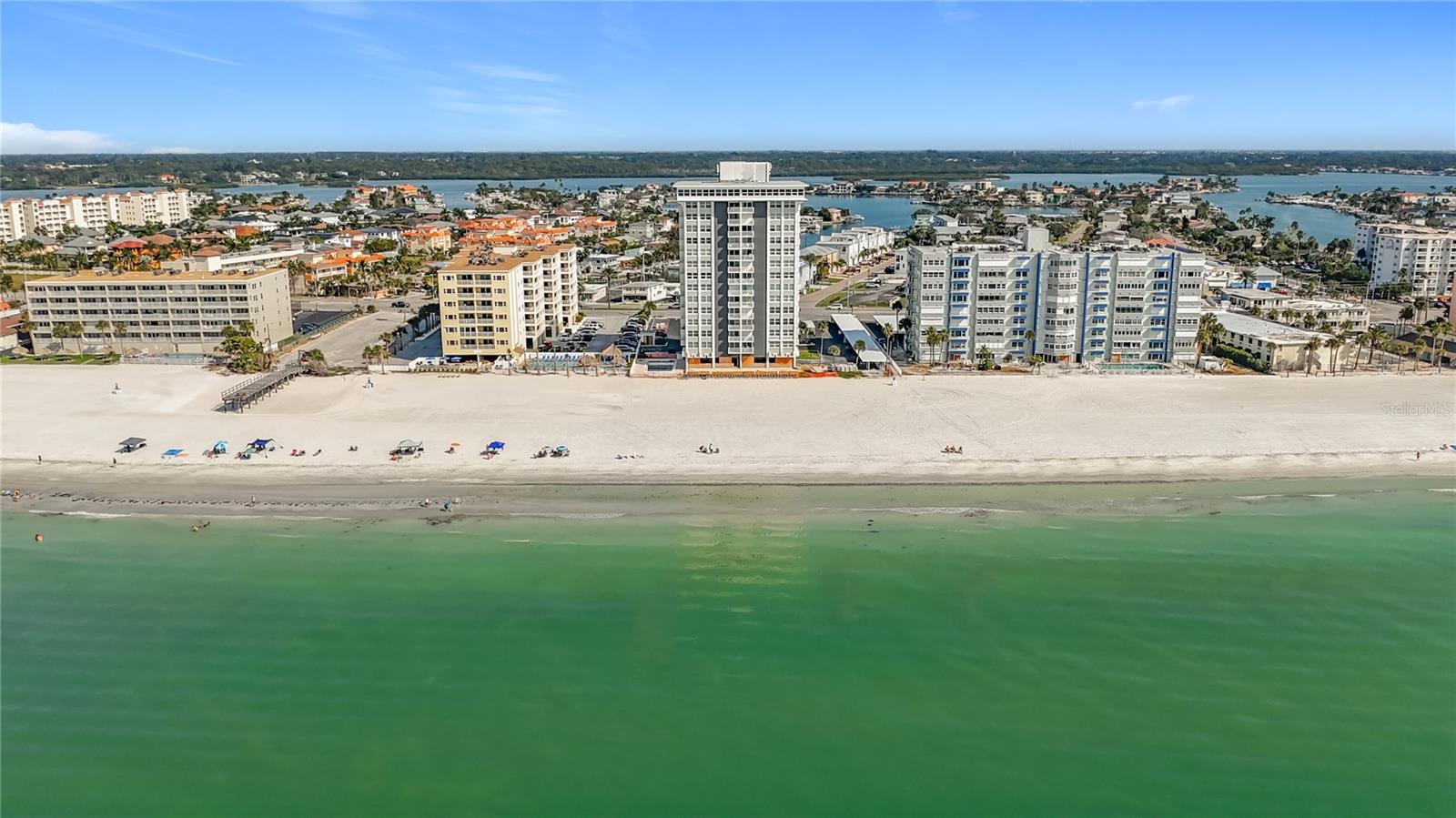 17408 GULF BLVD #1302 — photo 11