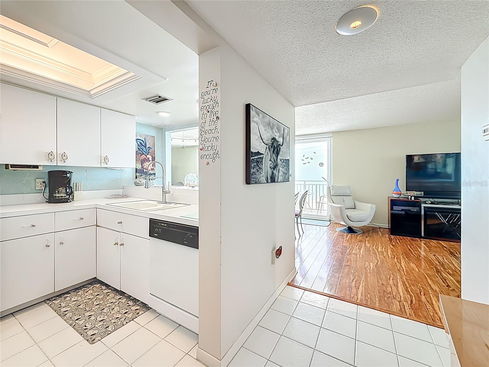 17408 GULF BLVD #1302 — photo 19