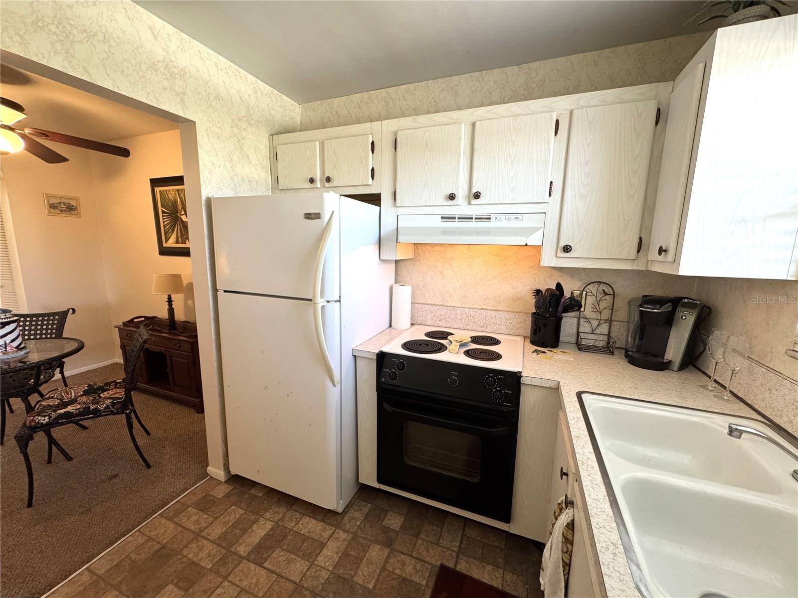 4480 IRONWOOD CIR #308A — photo 9