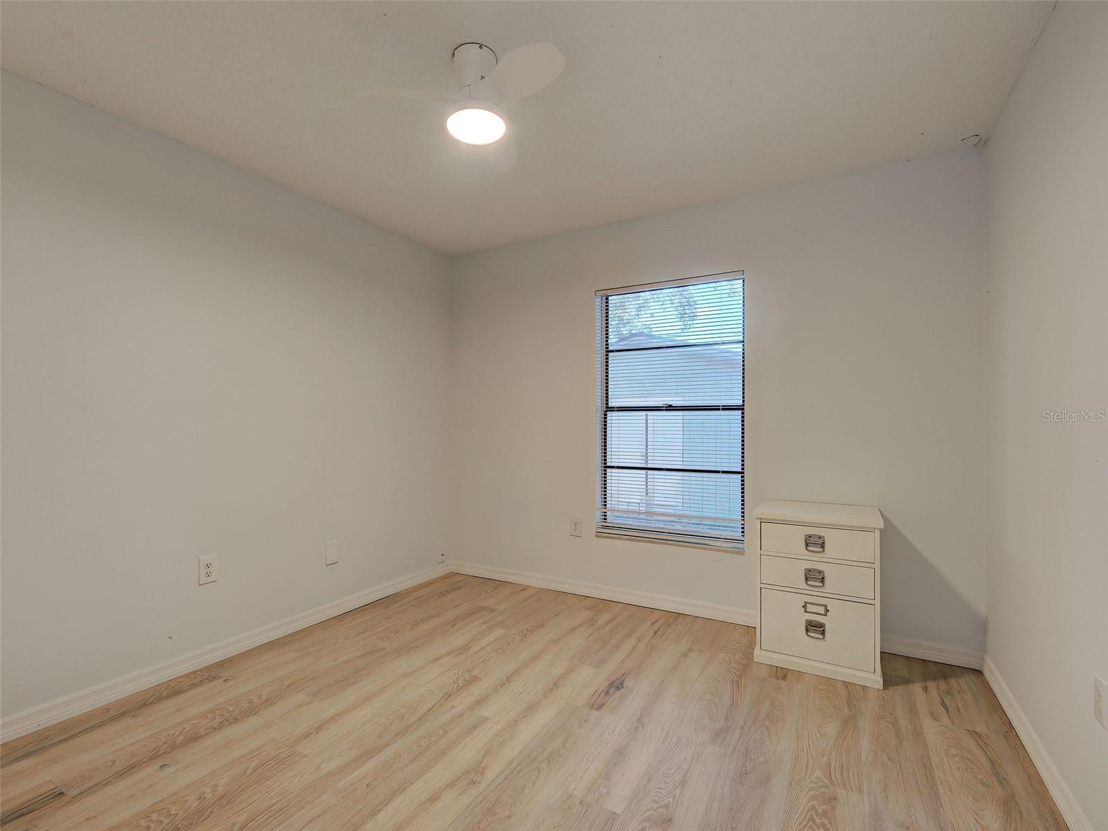 2767 SALLY LN — photo 36