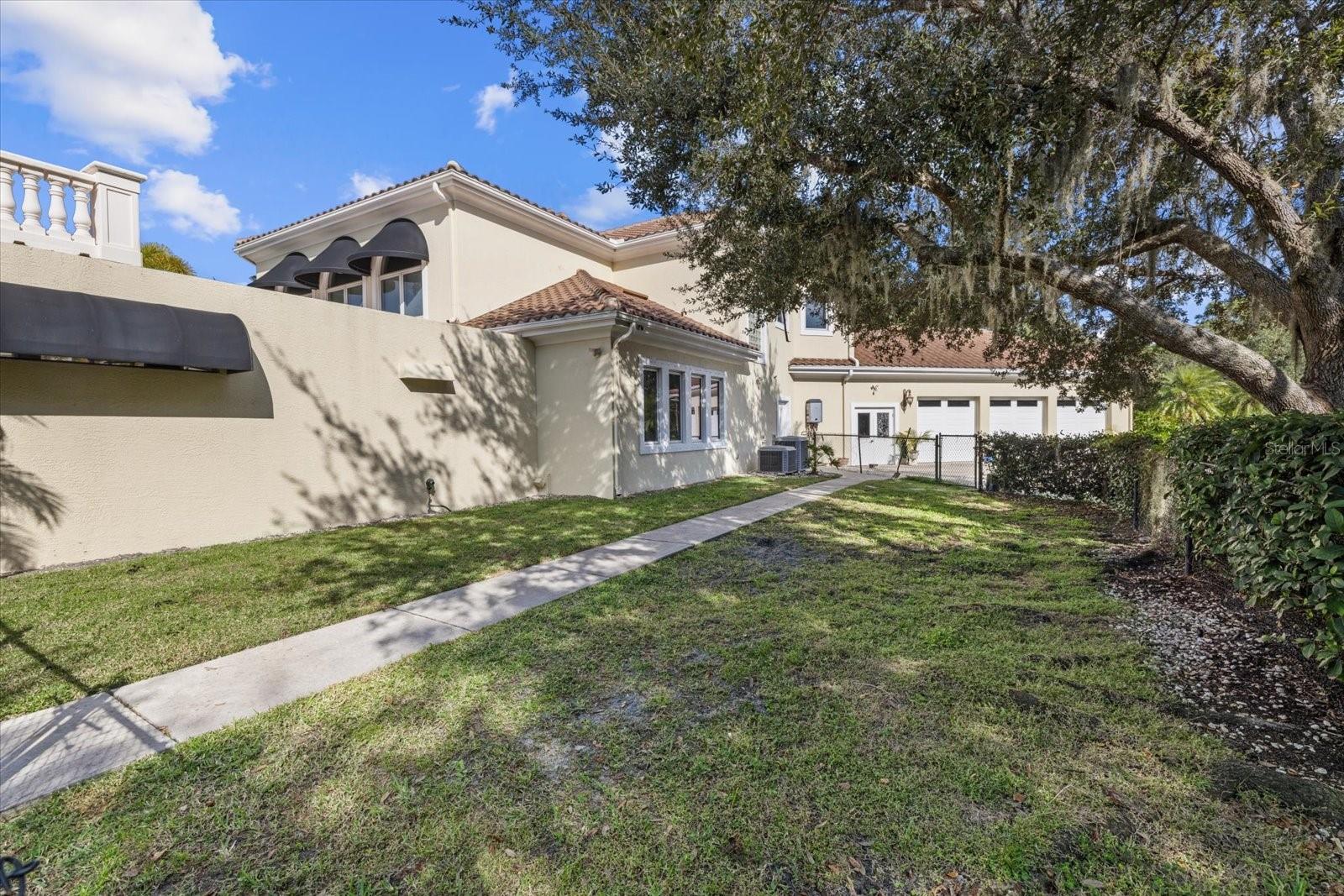 3550 SARASOTA GOLF CLUB BLVD — photo 59