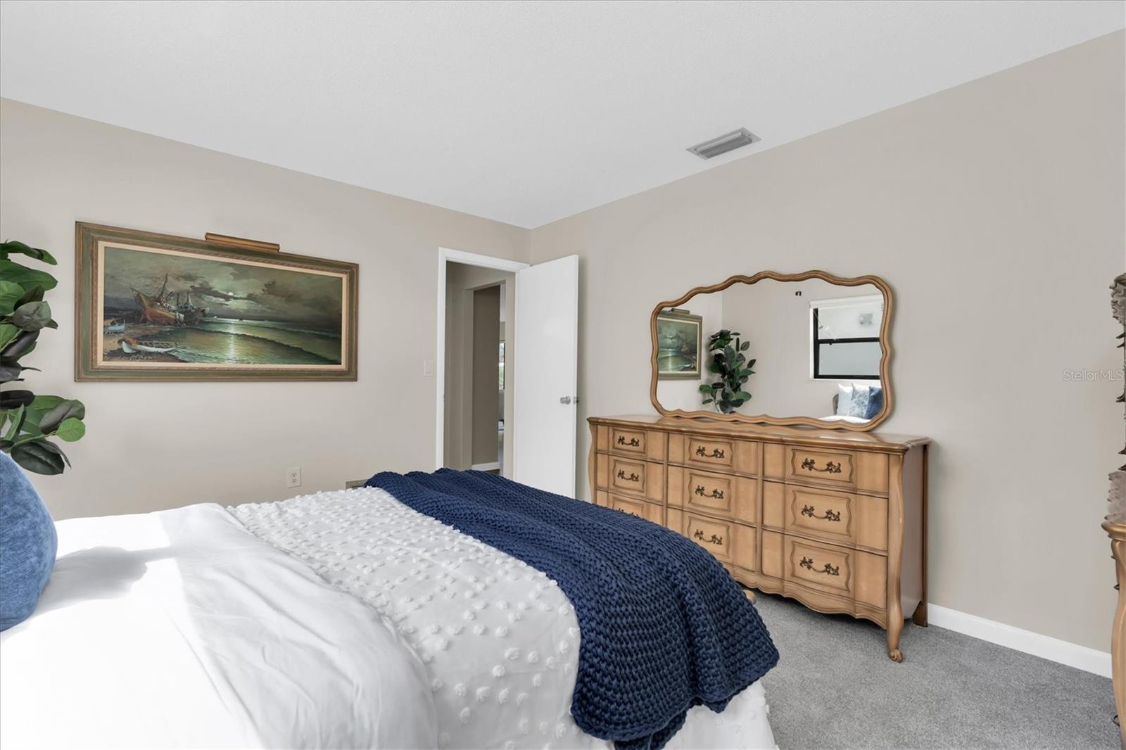 212 WESTWINDS DR — photo 25