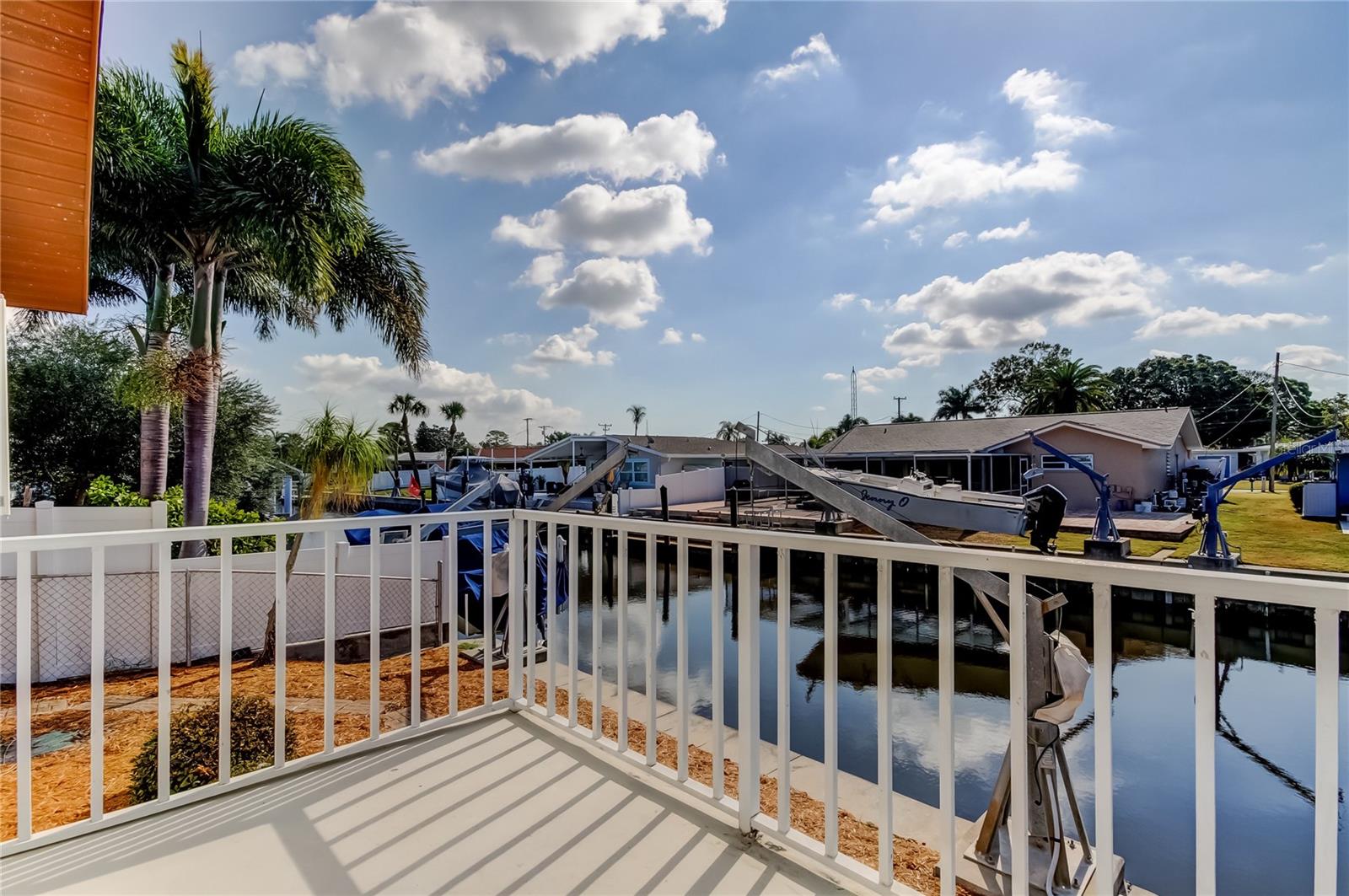 212 WESTWINDS DR — photo 31