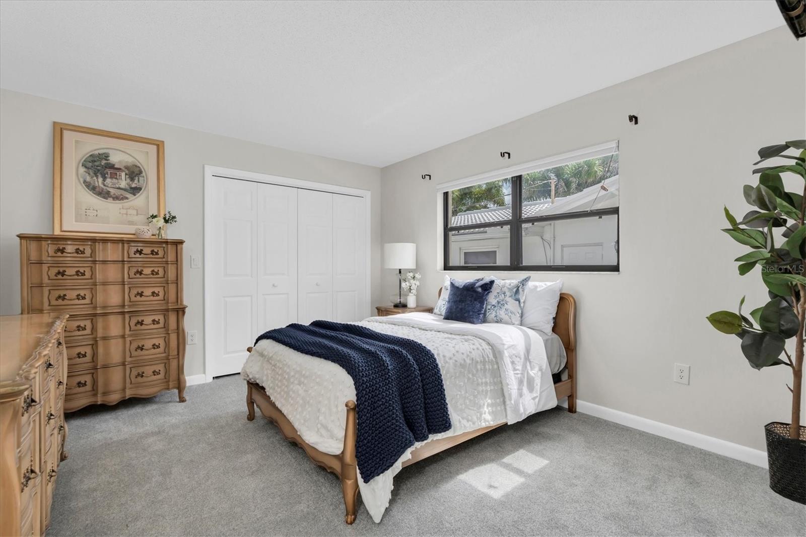 212 WESTWINDS DR — photo 24