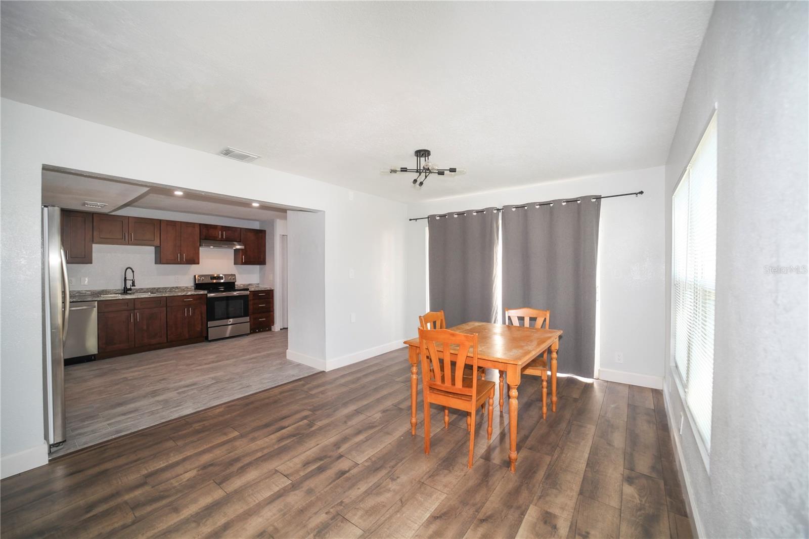 331 AMHERST AVE #56 — photo 4