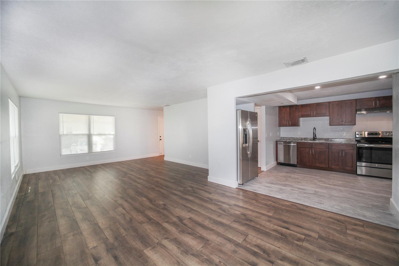 331 AMHERST AVE #56 — photo 5
