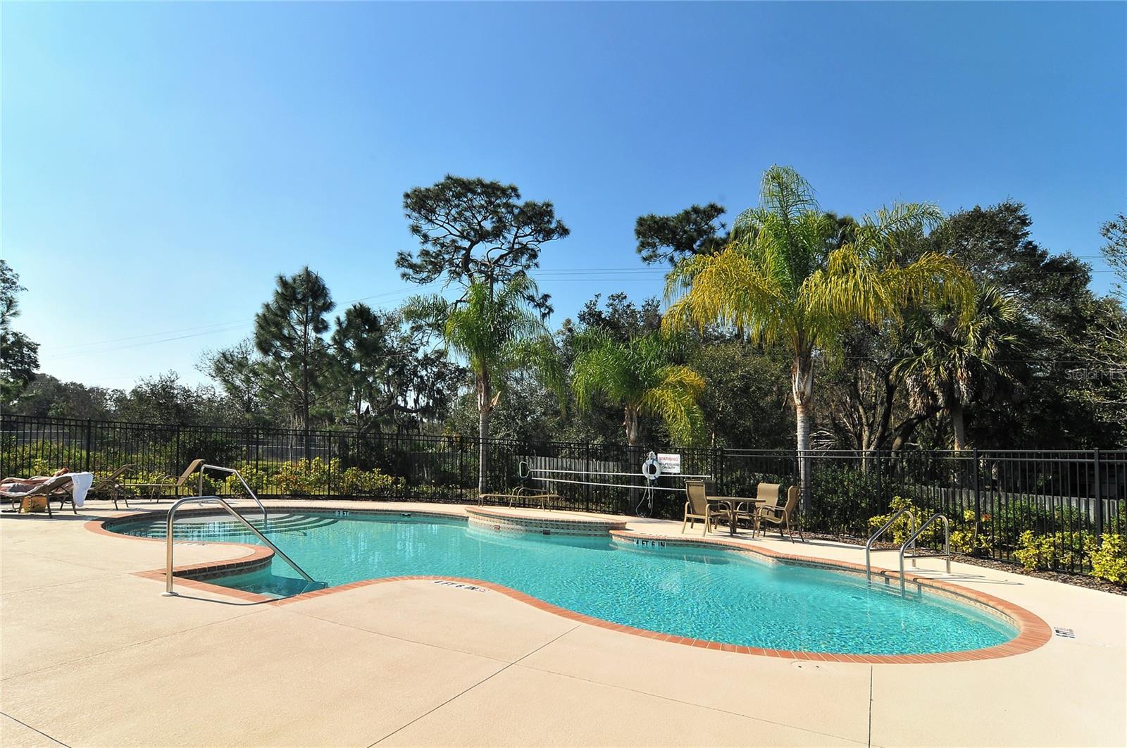 1218 GRANTHAM DR — photo 38