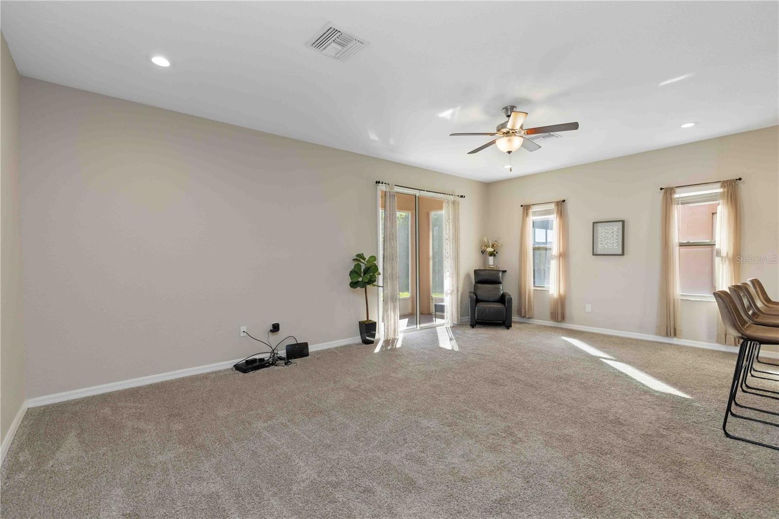 1218 GRANTHAM DR — photo 6