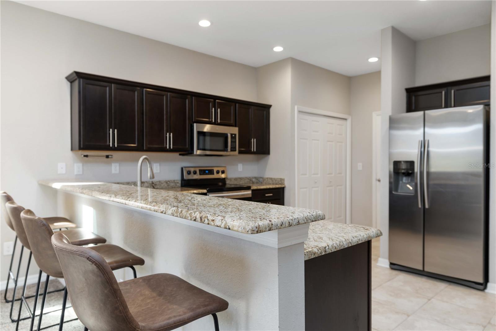 1218 GRANTHAM DR — photo 15