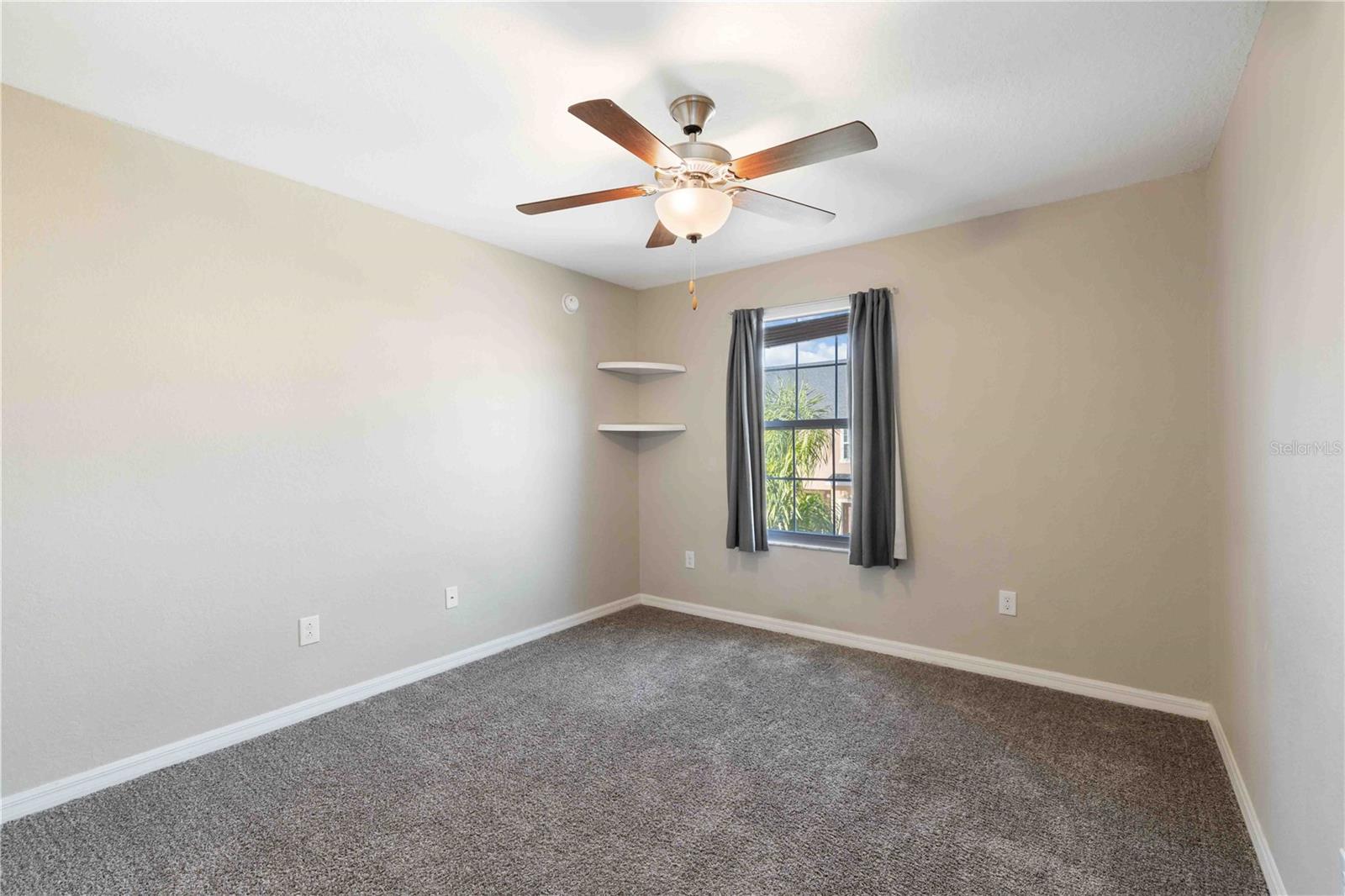 1218 GRANTHAM DR — photo 24