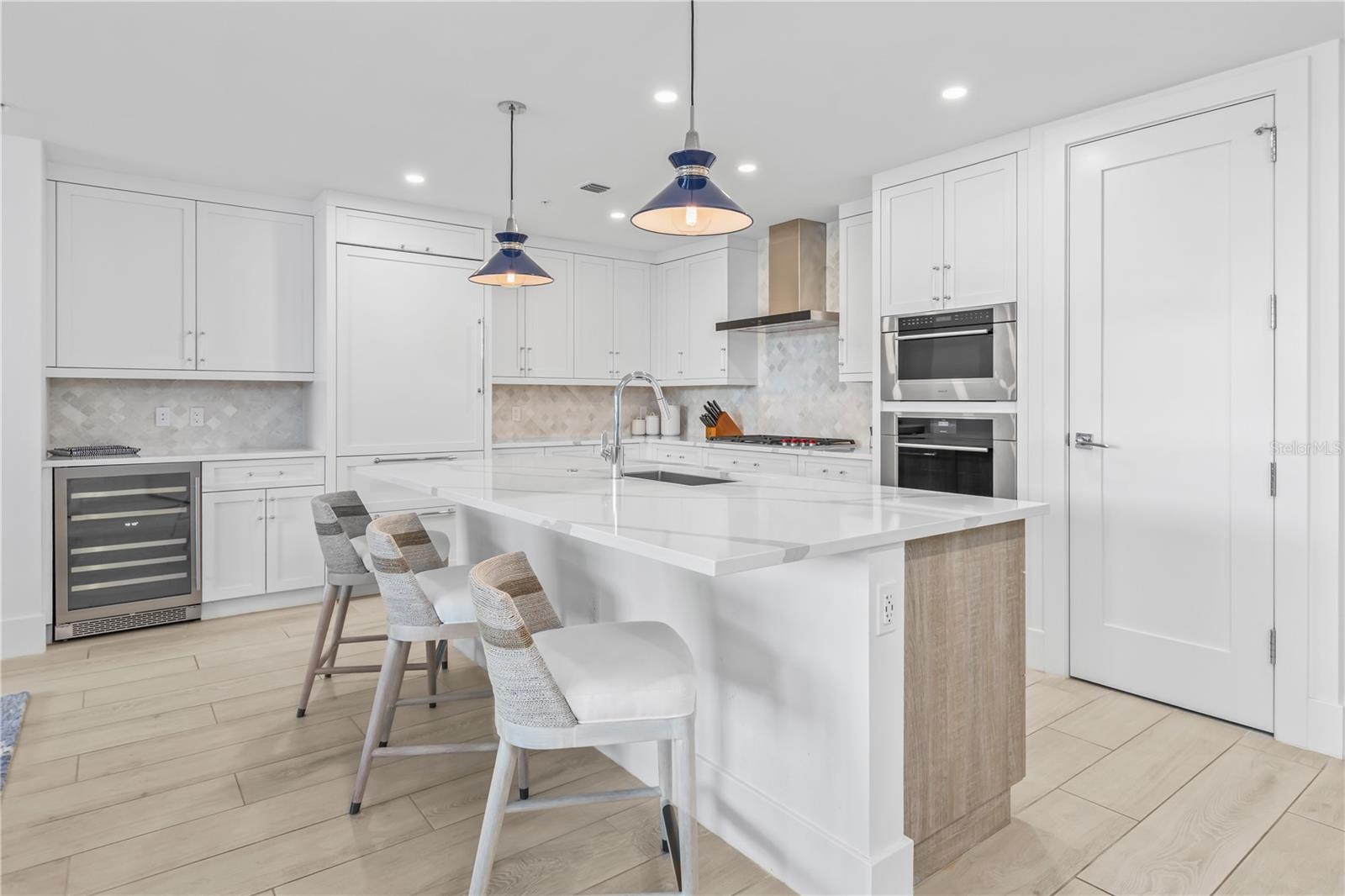 1035 SEASIDE DR #404 — photo 5