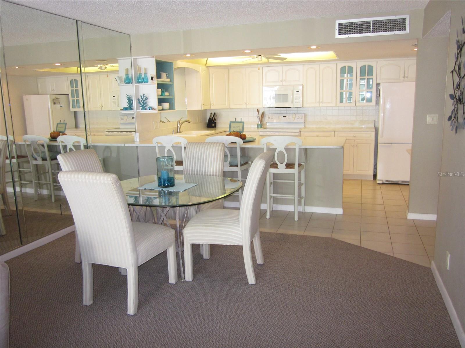 1400 GULF BLVD #608 — photo 8