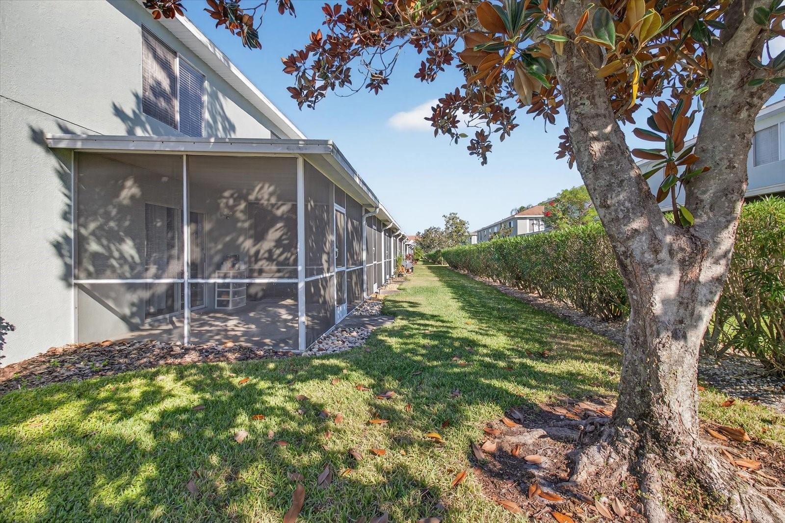 2140 FLUORSHIRE DR — photo 26