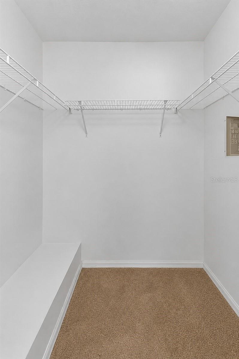 2140 FLUORSHIRE DR — photo 18