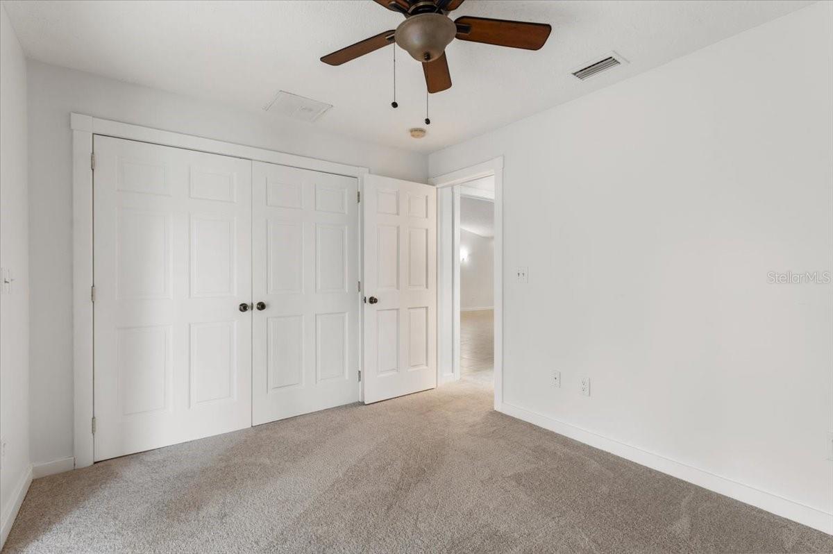 1560 INGRAM AVE — photo 27