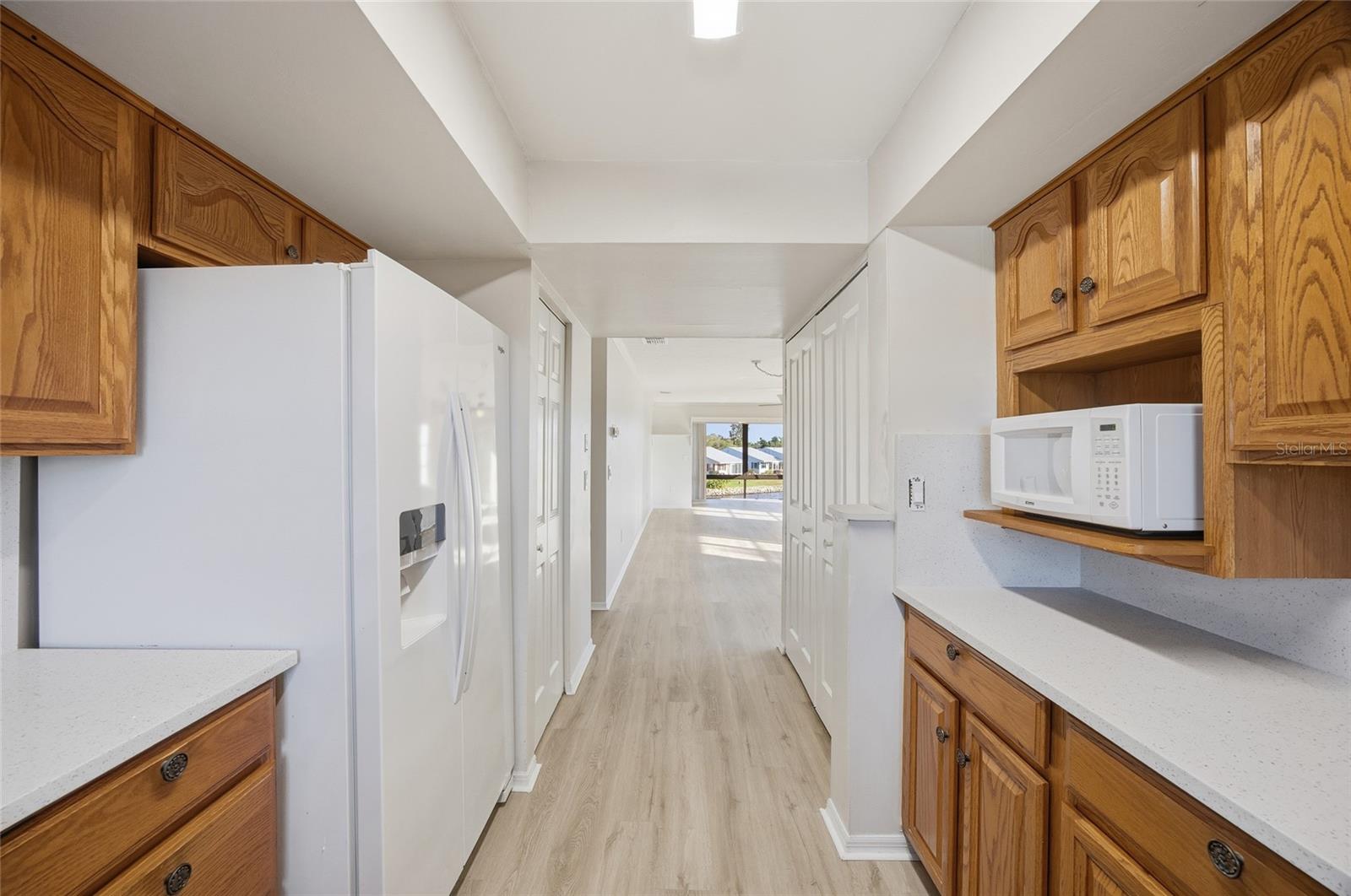 4859 INDEPENDENCE DR — photo 30