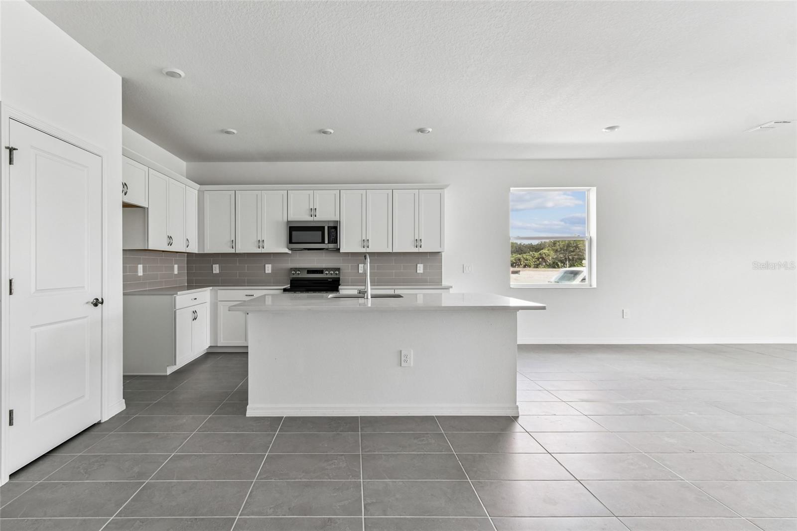 9122 OPTIMIST WAY — photo 5