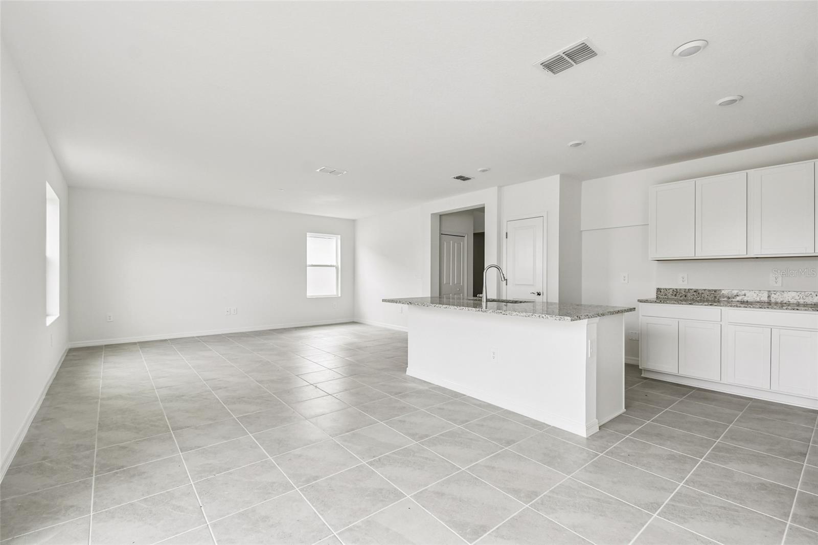 9118 OPTIMIST WAY — photo 10