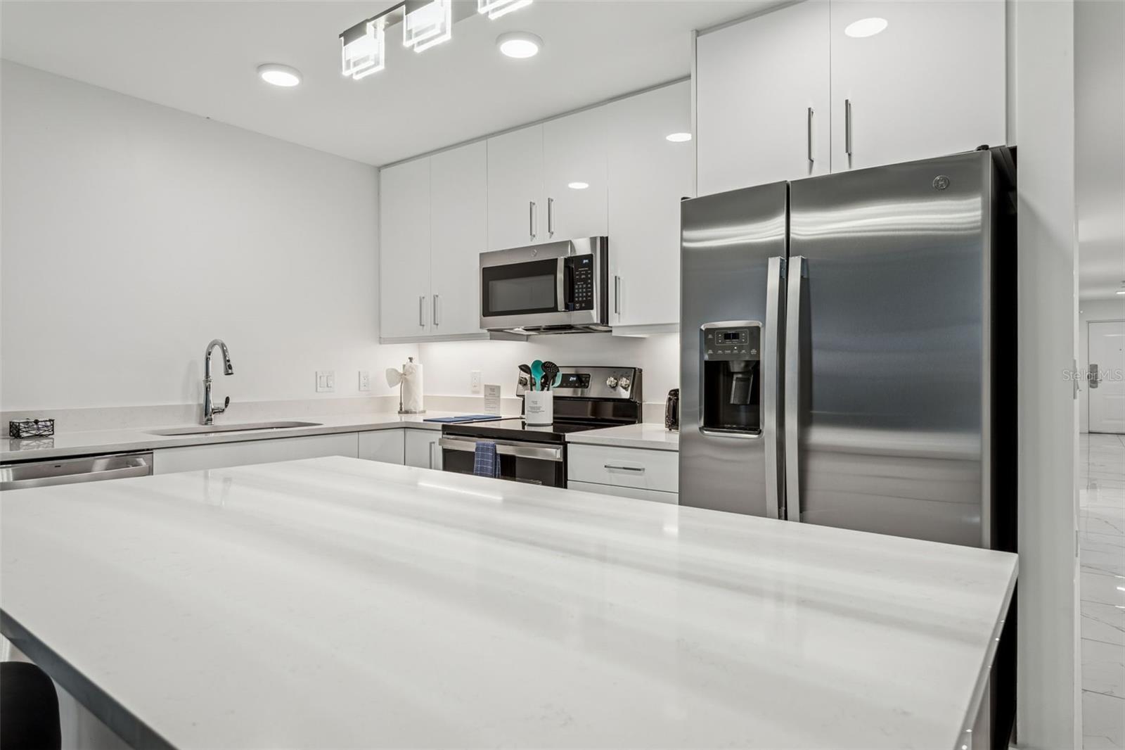 11500 GULF BLVD #504 — photo 15