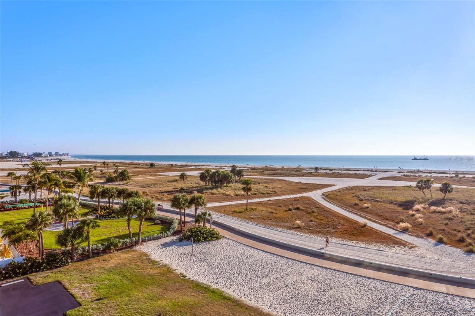 11500 GULF BLVD #504 — photo 7